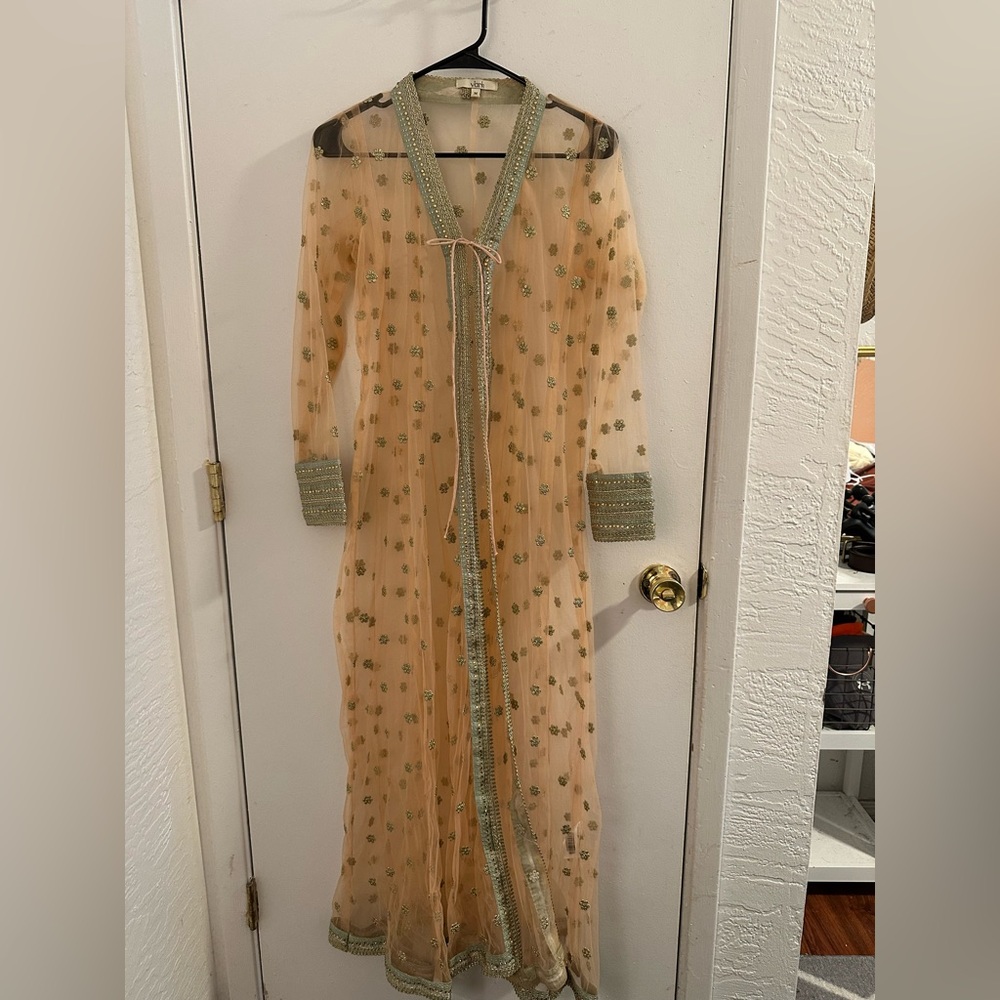 Light pink and green long sleeve embroidered duster